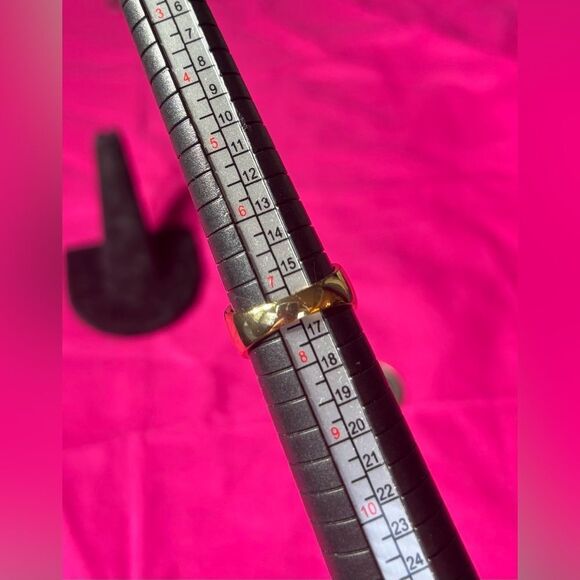 Fashion Square Gold Stackable Women’s Ring 18K Gold Plated Open Stackin Size 7.5 - Picture 6 of 6